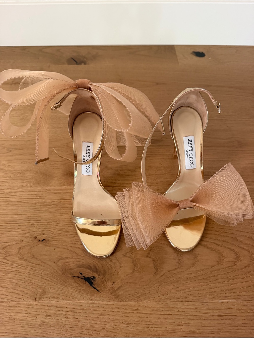Jimmy Choo Gold Metallic Sandal Bows 39.5
